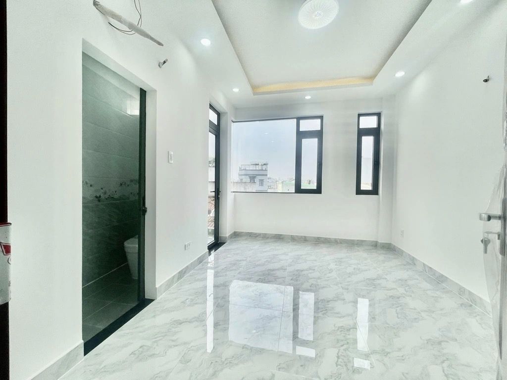 BÁN NHÀ MỚI XÂY 4 TẦNG HẺM 4M – KHU CAO LỖ NGAY TOPAZ CITY